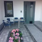 Omas Rhoen-garten דירה Rabennest