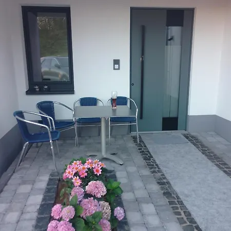 Omas Rhoen-garten 公寓 Rabennest